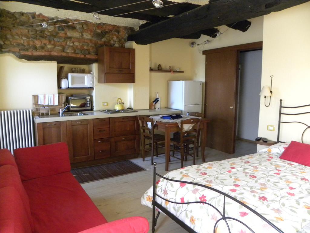Agriturismo Fano'S Farm Suno Δωμάτιο φωτογραφία