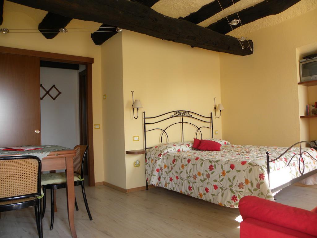 Agriturismo Fano'S Farm Suno Εξωτερικό φωτογραφία